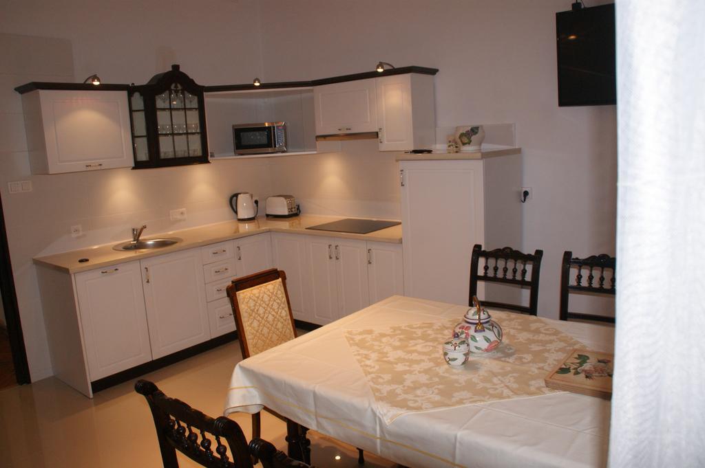 La Roche Exquisite Apartament *